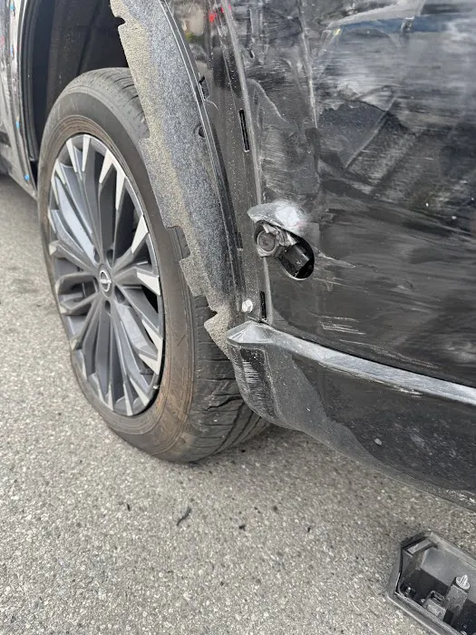Foreign Auto collision 4