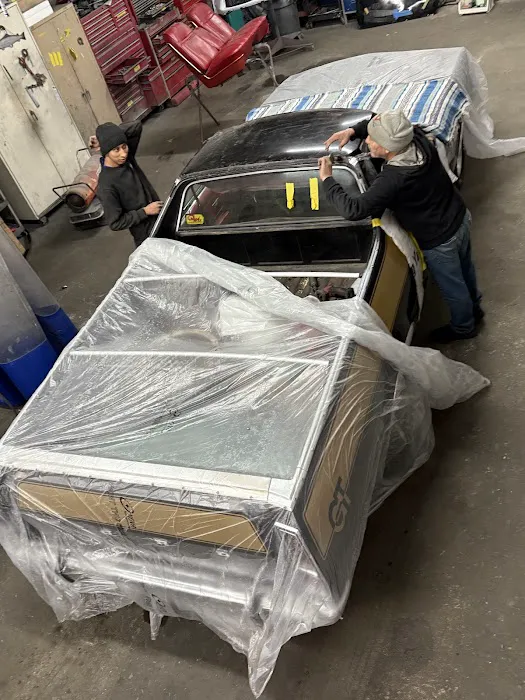 East River Auto Body Collision and Mechanic Shop 0