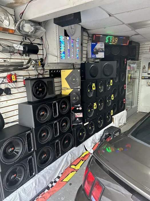 Auto Sound & Style 4