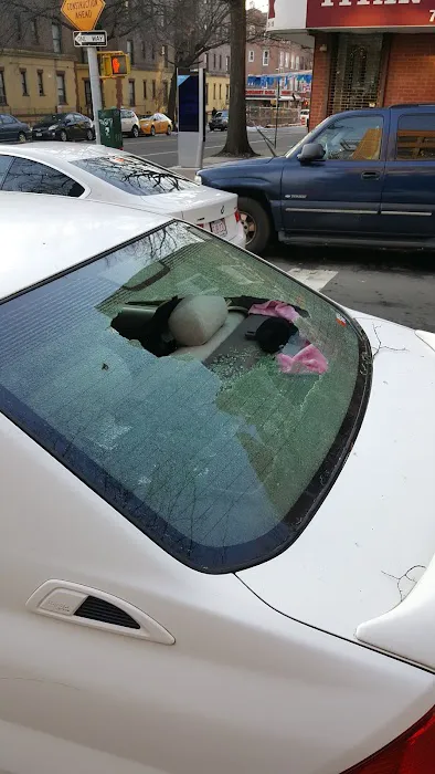 Ace Auto Glass 5
