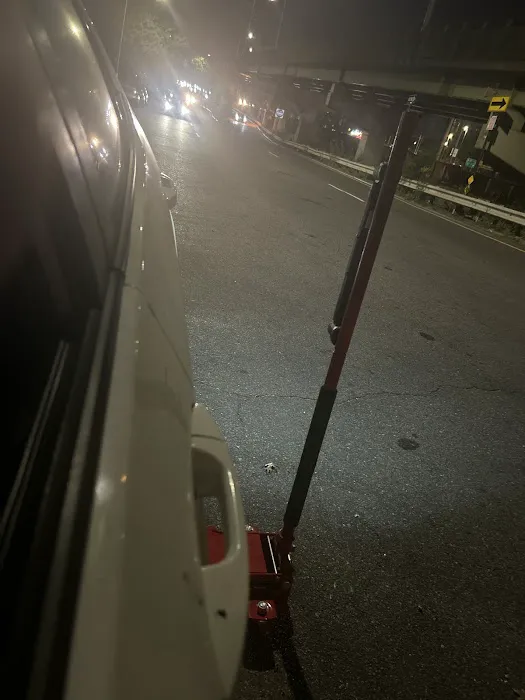 24HR Mobile Tire service 2