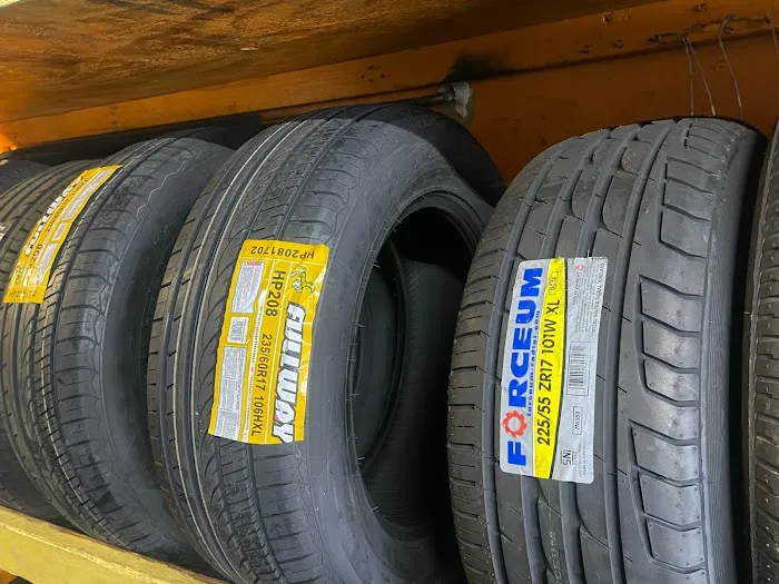 24HR Mobile Tire service 5