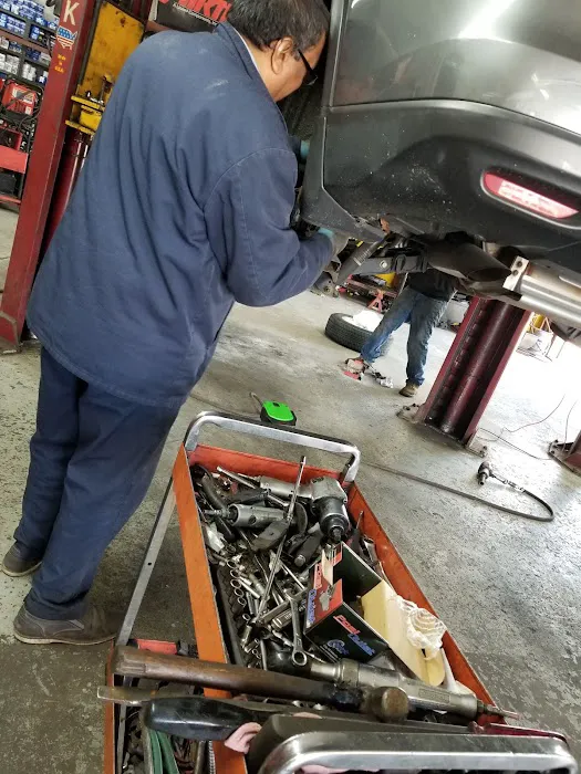 S & I Auto Center 7