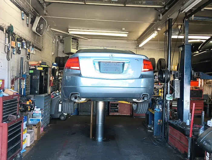 Doug's Auto Repair 1