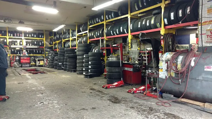 Chico Tire 3