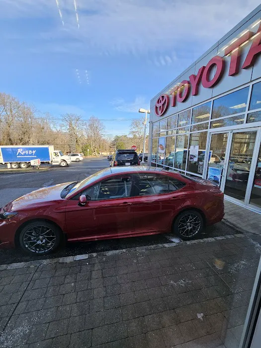 Penn Toyota Service Department 8