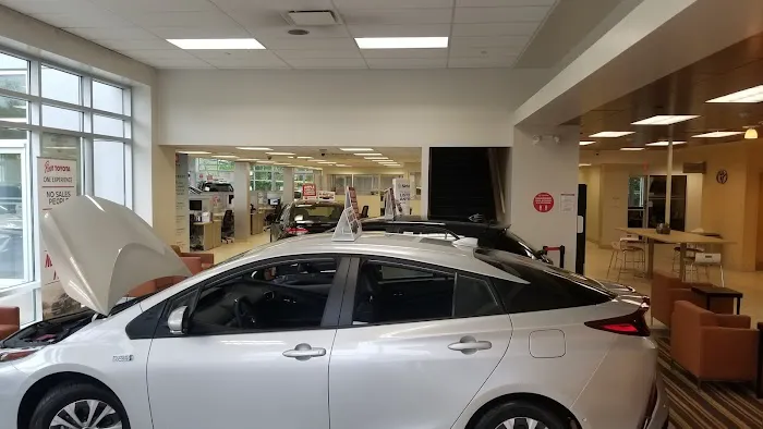 Penn Toyota Service Department 4