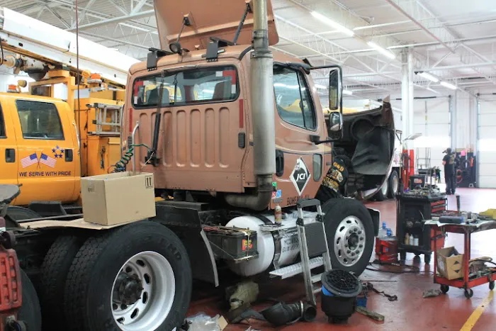 G&D Transmission and Fleet Service 6