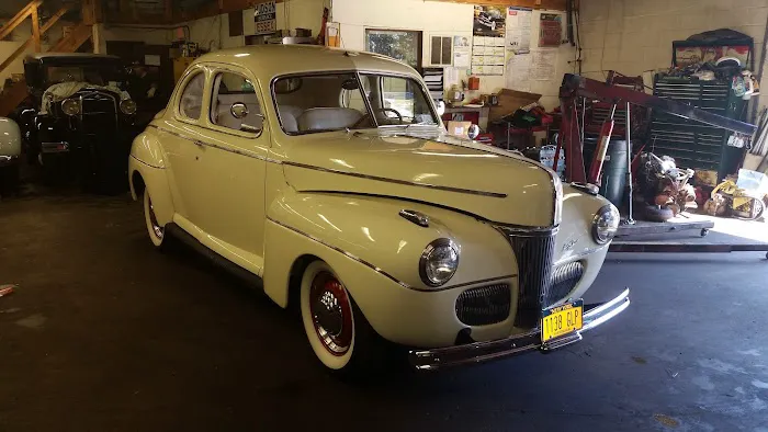 Gaslite Garage Inc. 0