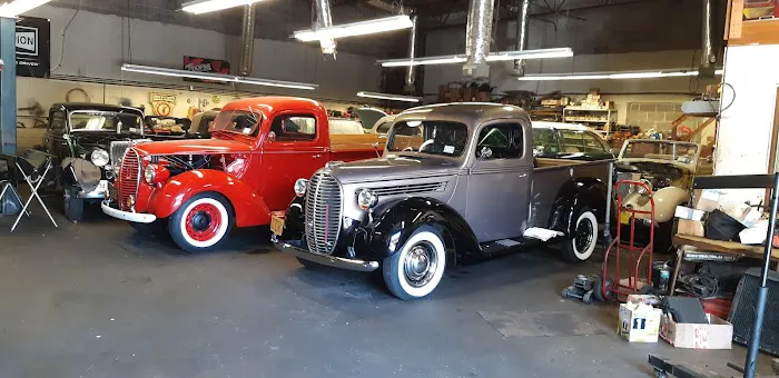 Gaslite Garage Inc. 5