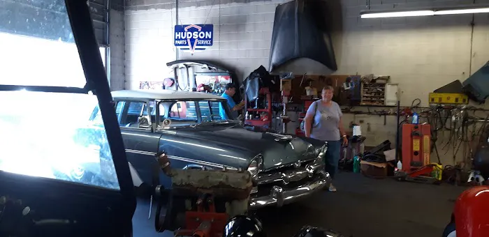 Gaslite Garage Inc. 7
