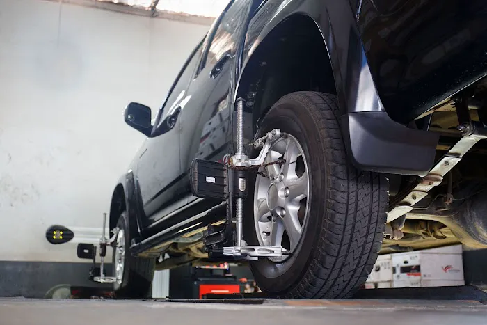 AmPm Automotive 6