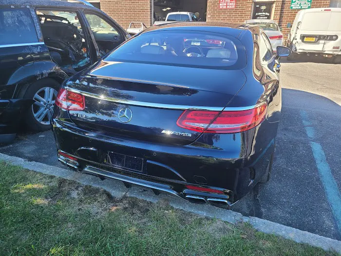 Maximum Auto Body 1