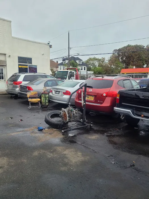 Dario's Auto Repair Shop 5