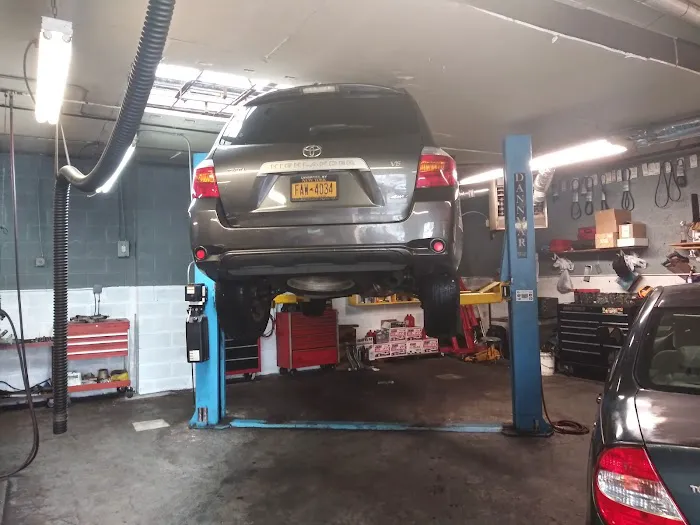 G & G Auto Repair 4