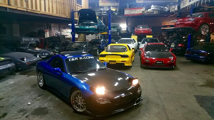 T & R Racing 0