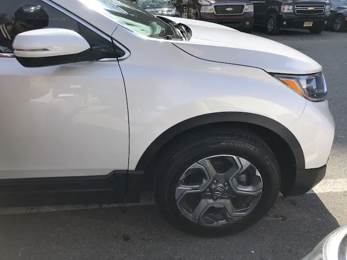 J&V AUTOBODY 0