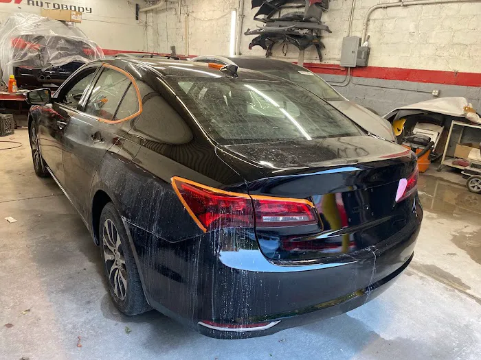 J&V AUTOBODY 1