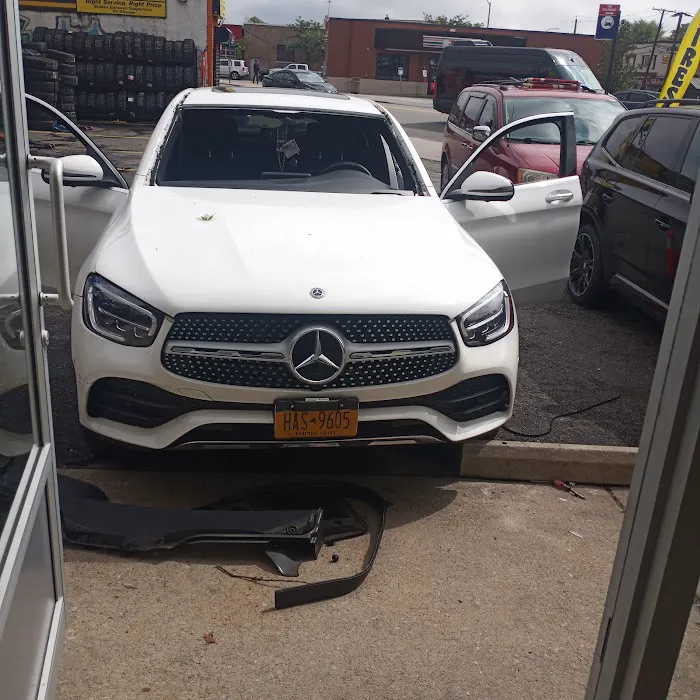 Alex's Auto Glass 6