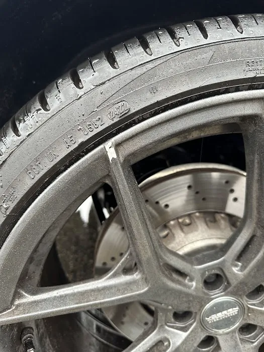 Alamar Tire Shop 5