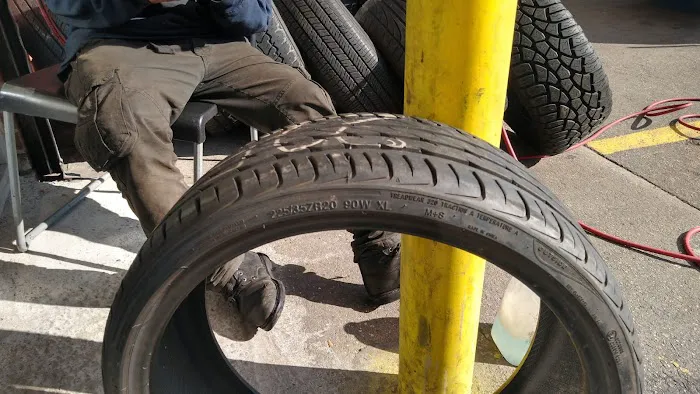 Alamar Tire Shop 2