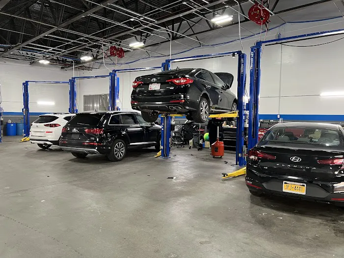 Hyundai City of Bay Ridge Service & Parts 8