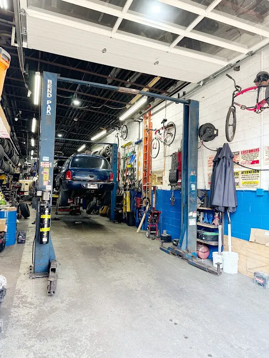 Family Auto Repair Shop 0