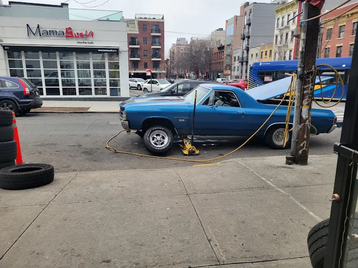 Thumbs Up Tire Shop 0