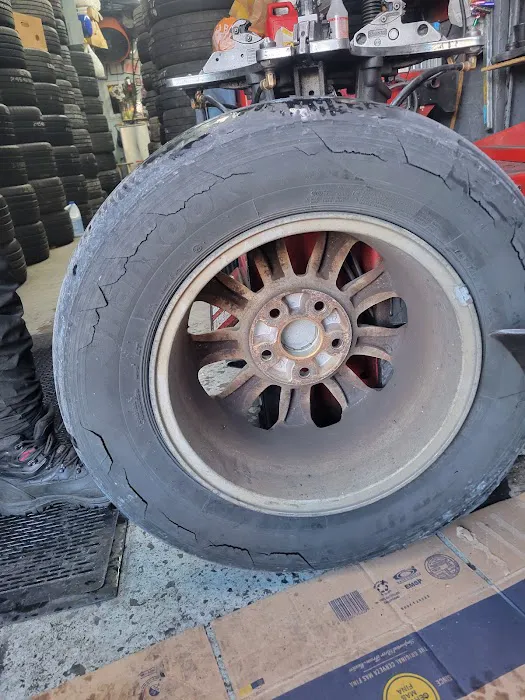Thumbs Up Tire Shop 4