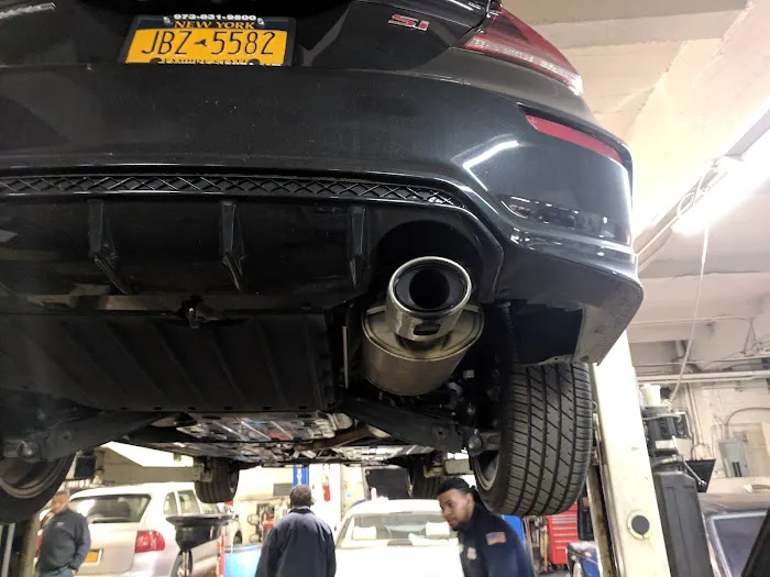 Manhattan Auto Repair Service 9