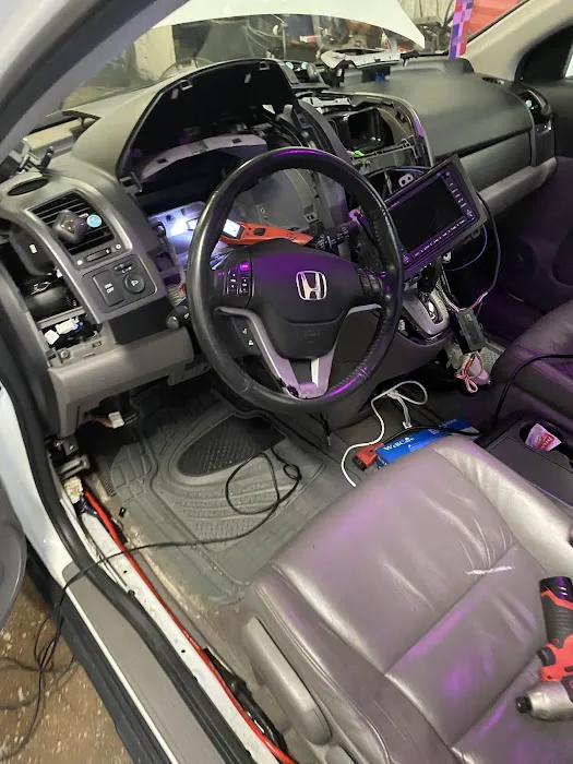CARLTRONIC AUTO REPAIR LLC 8