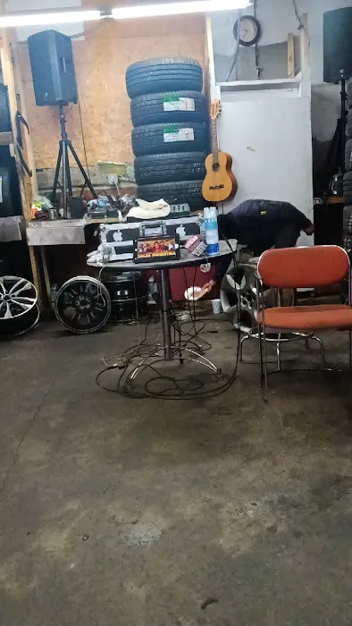 Rays Tire Shop 7