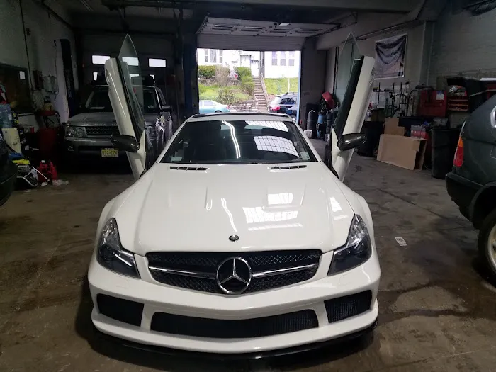 B & R Auto Collision Repair 4