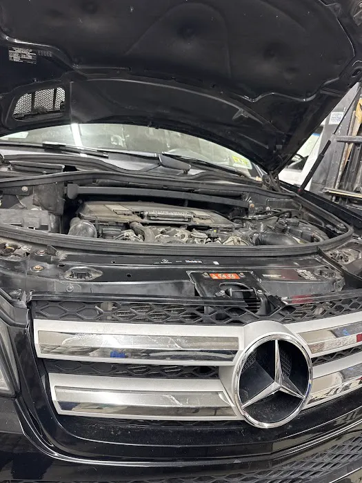 Henry auto service 3