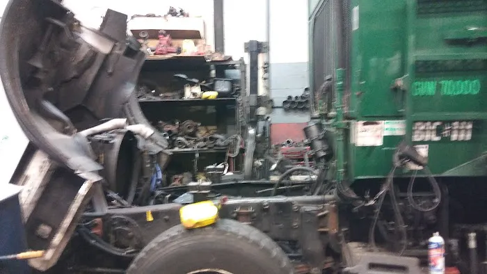 A F & Jr Truck Repairs Inc 3