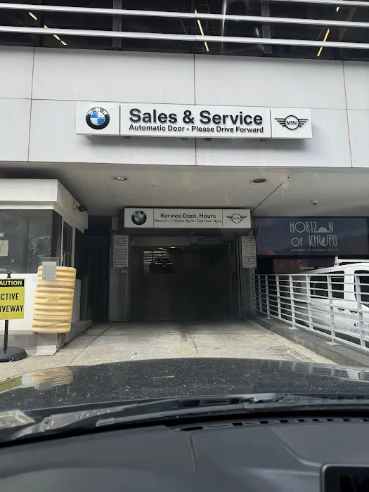 BMW of Manhattan Service 4