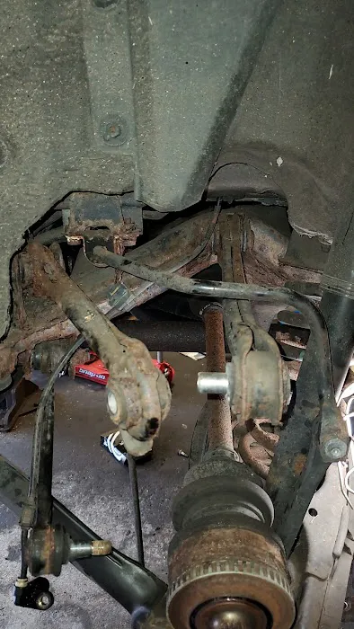 B and J Auto Repair 3