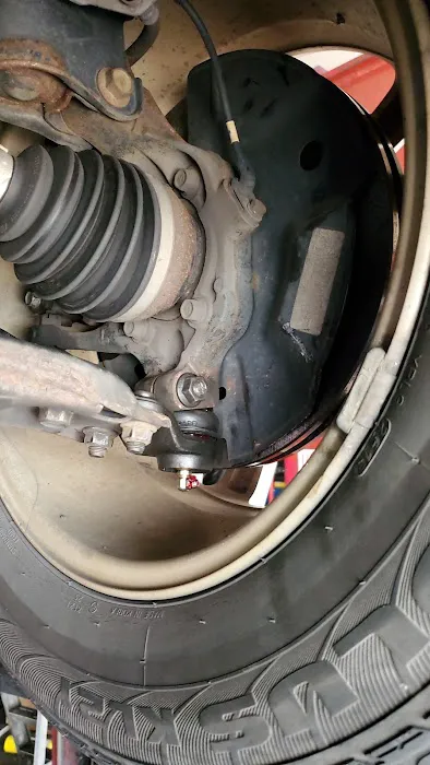 B and J Auto Repair 5