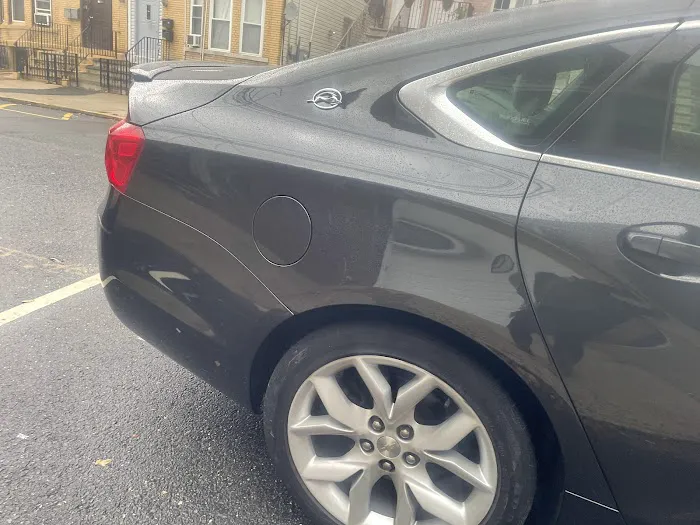 R&J Park Auto Collision 1