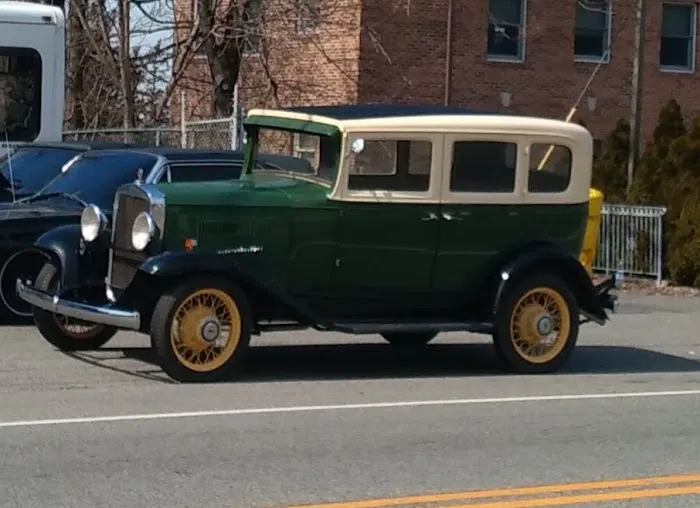 Bill's Auto Body 6