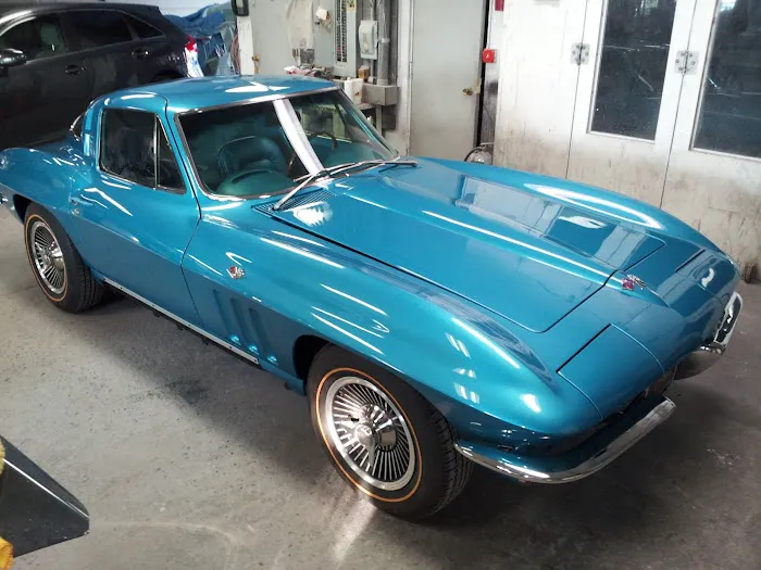 Bill's Auto Body 8
