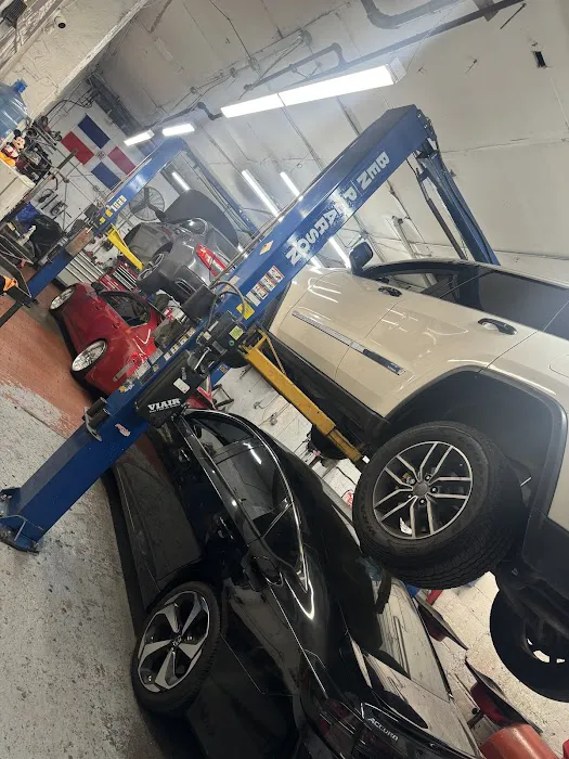 AV Auto Repair 7