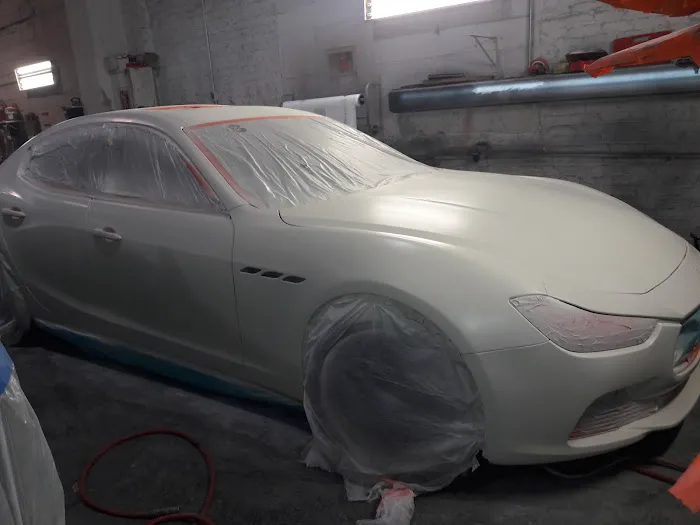 L&C Auto Body Works 1