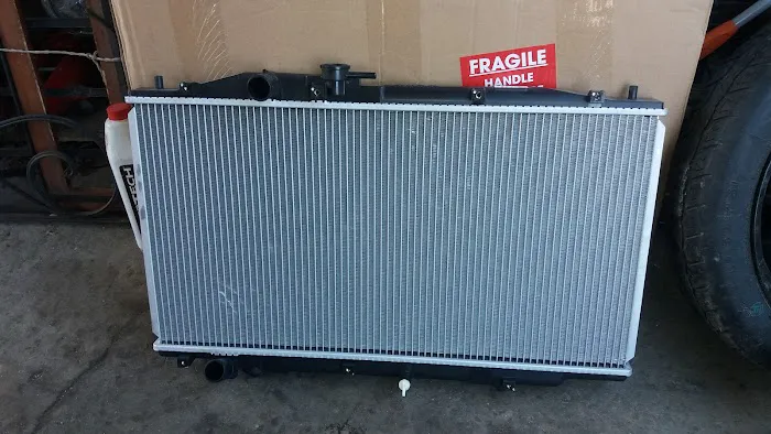 1300 Radiator Woman Used Parts 0