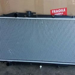 1300 Radiator Woman Used Parts ico