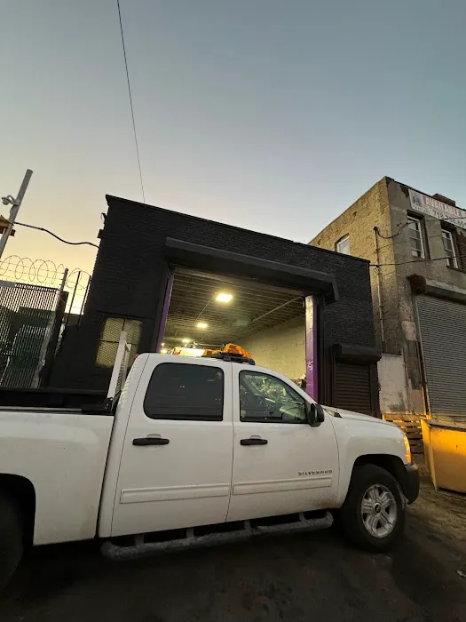 Metropolitan Loadmaster Truck Repair & Sales 2