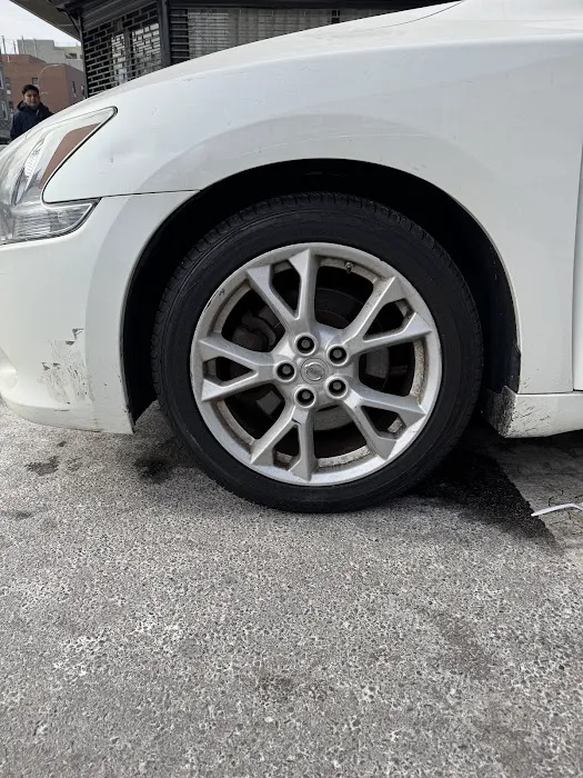 Ricky Tires Service 3