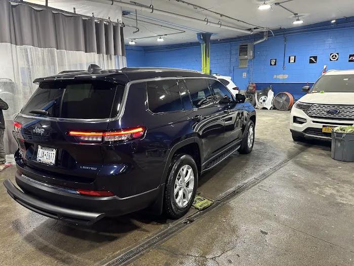 VIP AUTO SPA & COLLISION 7