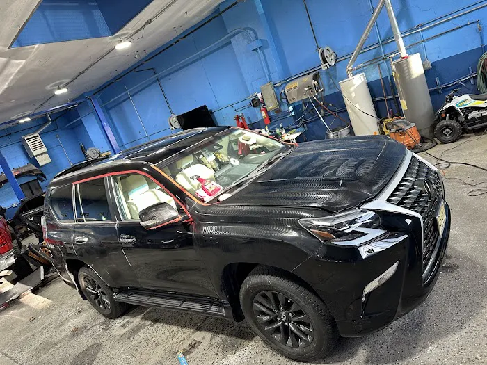 VIP AUTO SPA & COLLISION 9