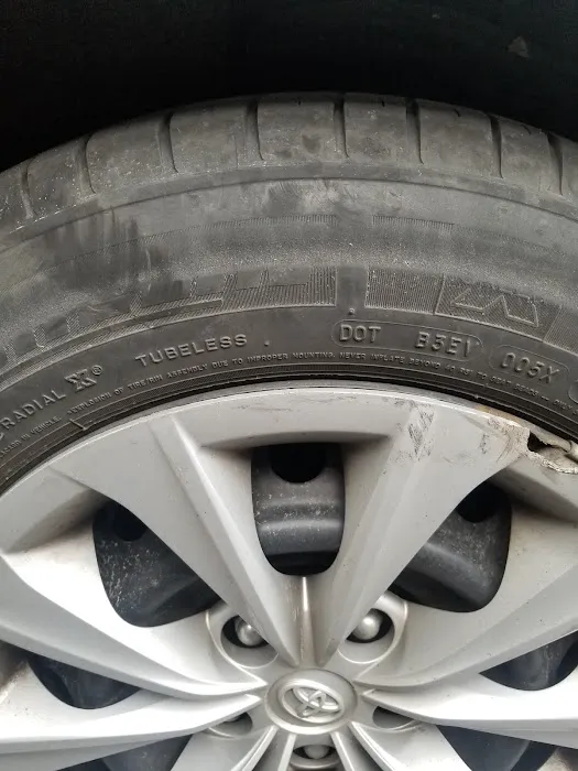 Universal Tires 7